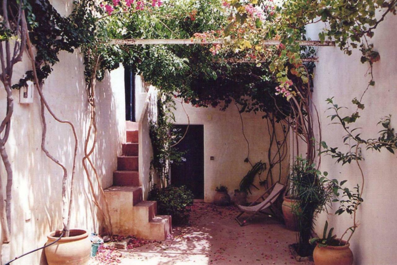 Casa De La Buganvilla 로달킬라르 외부 사진