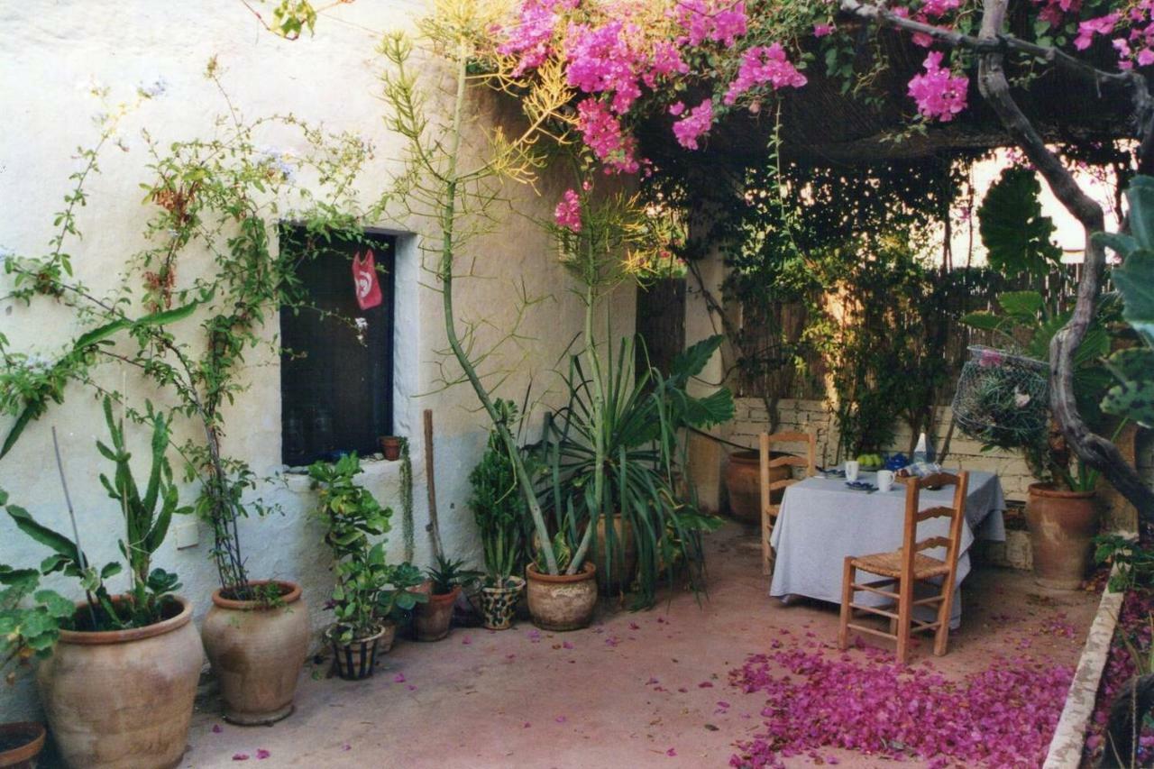 Casa De La Buganvilla 로달킬라르 외부 사진