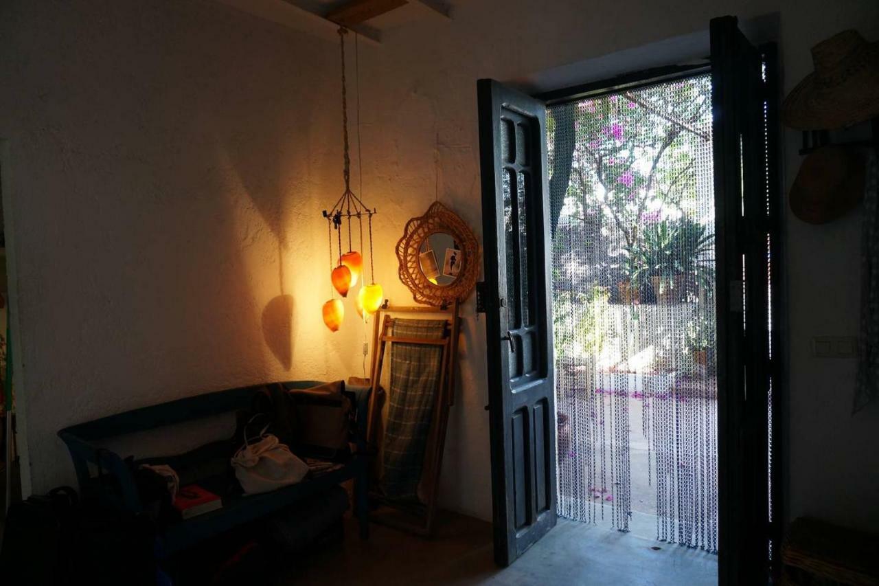 Casa De La Buganvilla 로달킬라르 외부 사진