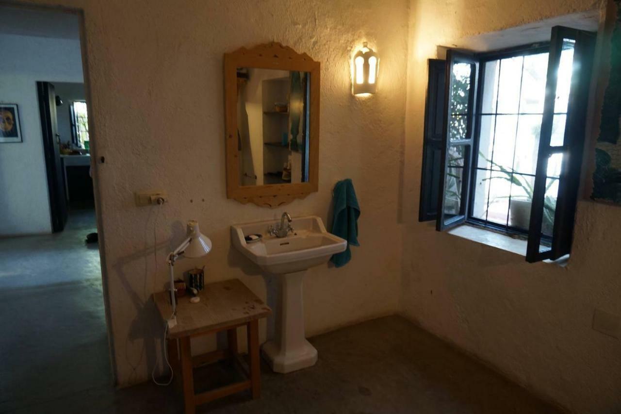 Casa De La Buganvilla 로달킬라르 외부 사진